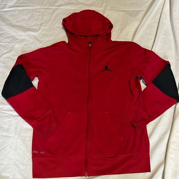 Jordan Boy's Essential HBR Fit
Pullover Hoodie size L 12/13 years - Picture 1 of 9